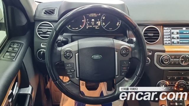 Land Rover Discovery 4 3.0 SDV6 HSE 2013 — фото 11