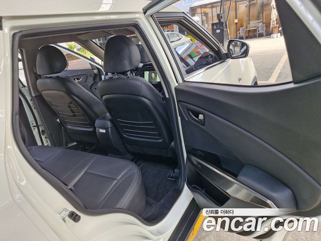 KG Mobility (SsangYong) Tivoli Air 1.5 2WD A5 2024 — фото 16