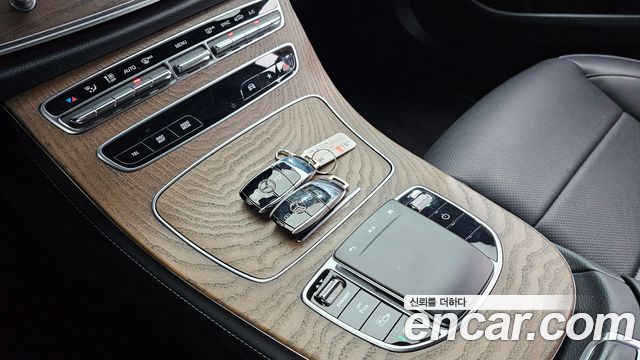 Mercedes-Benz E-Class (W213) E250 Exclusive 2021 — фото 18