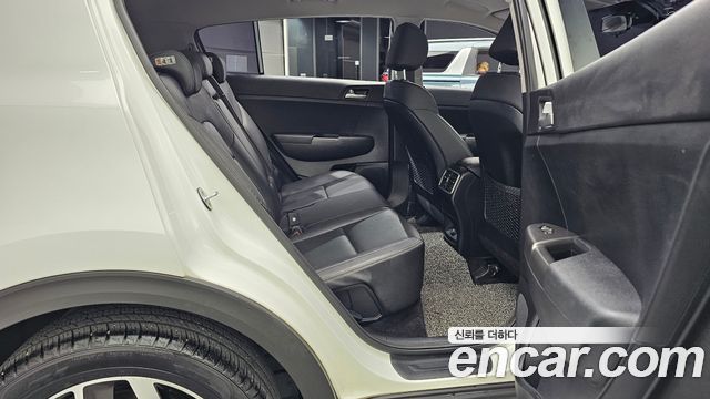 Kia Sportage The Bold Diesel 2.0 2WD Prestige 2019 — фото 12