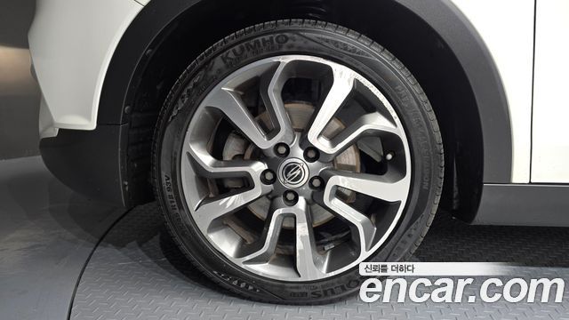 KG Mobility (SsangYong) Tivoli LX 4WD 2016 — фото 5