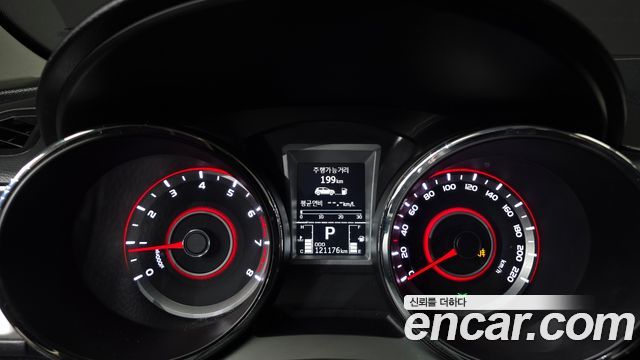 KG Mobility (SsangYong) Tivoli LX 4WD 2016 — фото 8