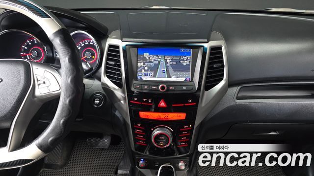 KG Mobility (SsangYong) Tivoli LX 4WD 2016 — фото 17