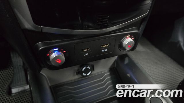 KG Mobility (SsangYong) Tivoli LX 4WD 2016 — фото 21