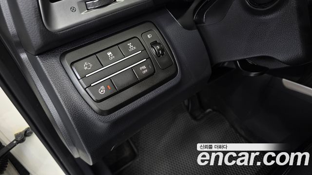 KG Mobility (SsangYong) Tivoli LX 4WD 2016 — фото 24
