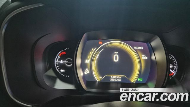 Renault Korea QM6 2.0 GDe LE Signature 2WD 2022 — фото 10
