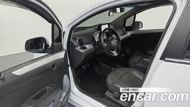 Chevrolet Spark LT Standard 2013 — фото 10