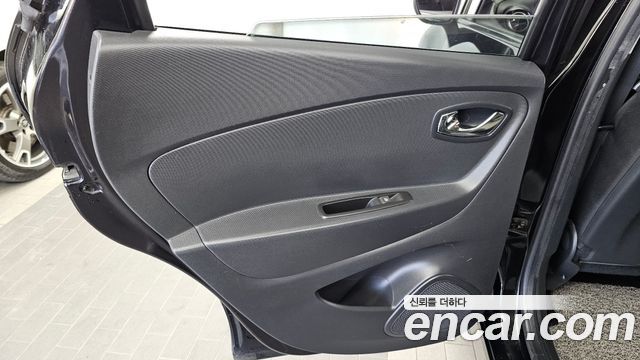 Renault Korea QM3 LE 2014 — фото 25