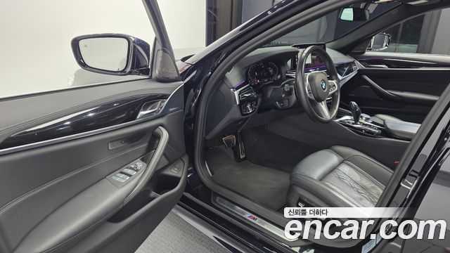BMW 5 Series (G30) 530i xDrive M Sport Package 2022 — фото 10