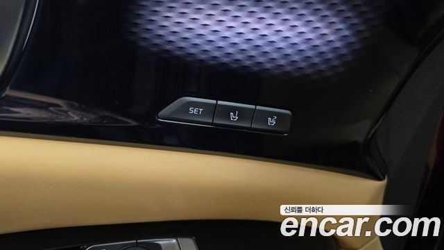 Kia Carnival (IV) Gasoline 9-Seater Signature 2021 — фото 32