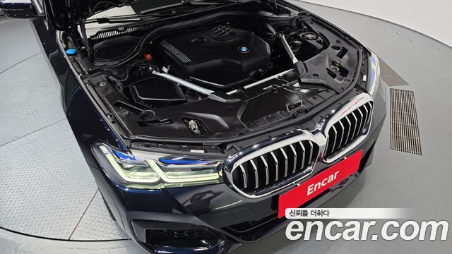 BMW 5 Series (G30) 530i M Sport Package 2023 — фото 6