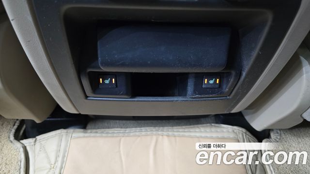 Land Rover Discovery 4 3.0 SDV6 SE 2013 — фото 16