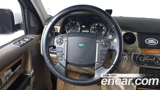 Land Rover Discovery 4 3.0 SDV6 SE 2013 — фото 19