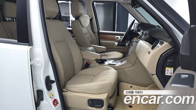 Land Rover Discovery 4 3.0 SDV6 SE 2013 — фото 32