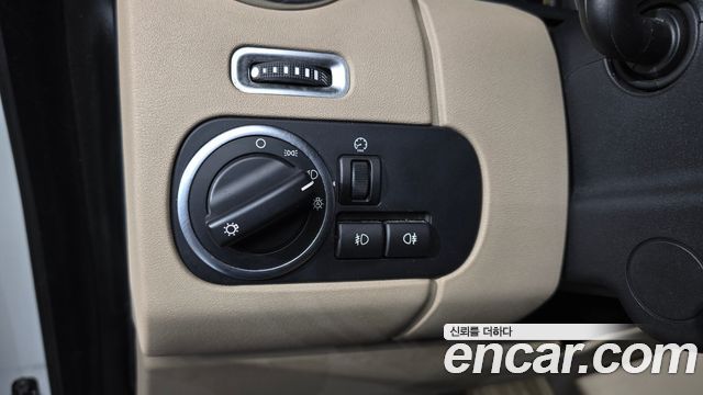 Land Rover Discovery 4 3.0 SDV6 SE 2013 — фото 33