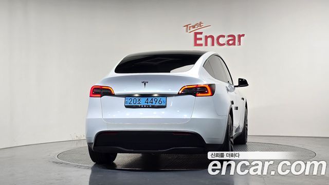Tesla Model Y Standard Range RWD 2021 — фото 4