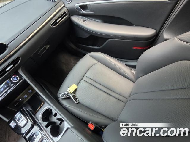 Hyundai Sonata (DN8) 2.0 LPG Premium 2021 — фото 20