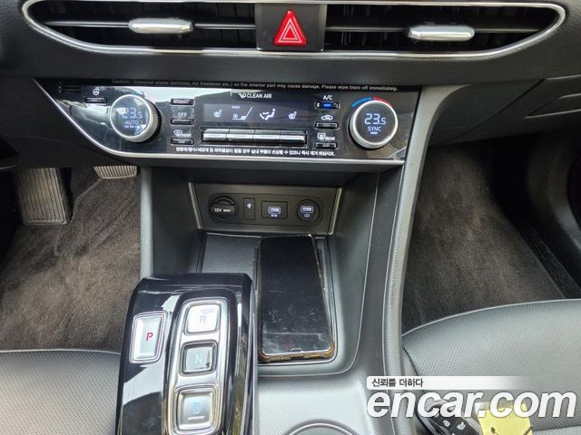 Hyundai Sonata (DN8) 2.0 LPG Premium 2021 — фото 23