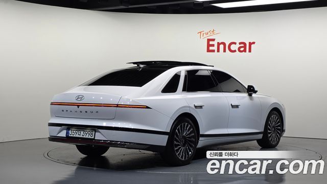 Hyundai Grandeur Hybrid (GN7) Calligraphy 2024 — фото 2