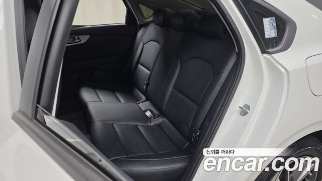 Kia K3 (II) 1.6 Prestige 2022 — фото 32