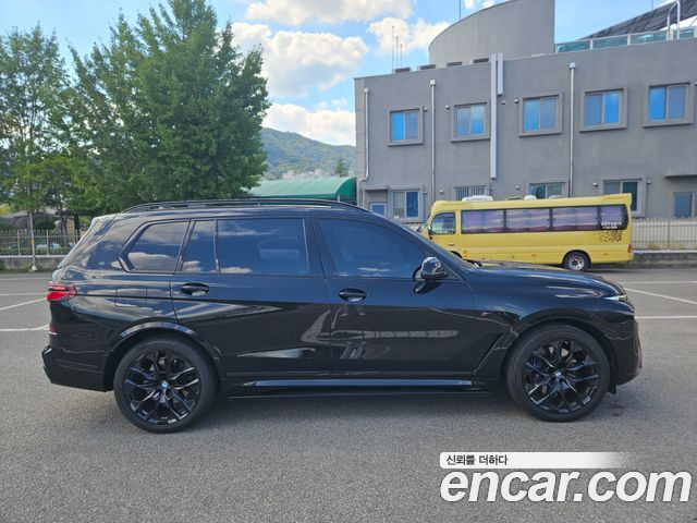 BMW X7 (G07) xDrive 40i M Sport 6STR 2025 — фото 4