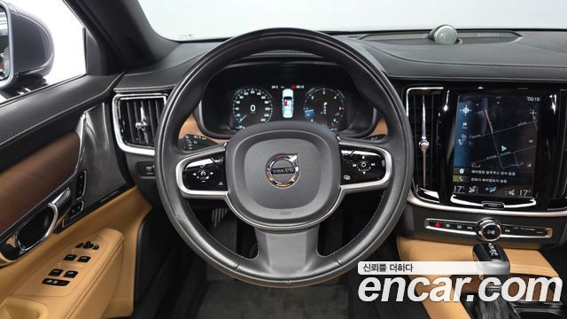 Volvo S90 D5 AWD Inscription 2017 — фото 13