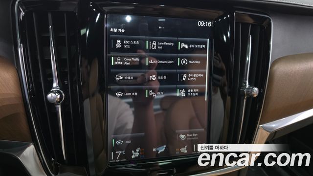 Volvo S90 D5 AWD Inscription 2017 — фото 16