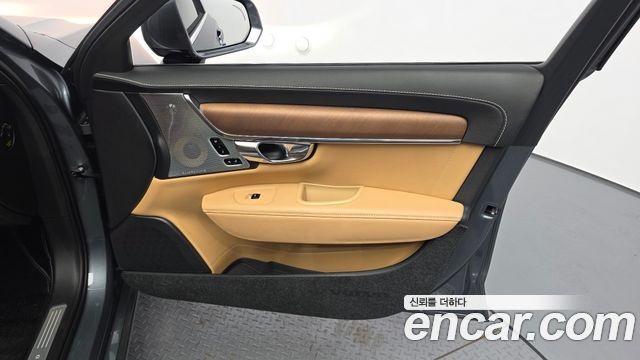 Volvo S90 D5 AWD Inscription 2017 — фото 24