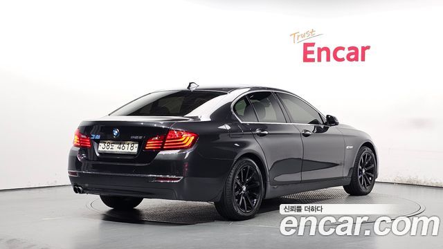 BMW 5 Series (F10) 528i Luxury 2014 — фото 2