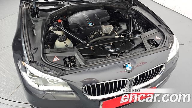 BMW 5 Series (F10) 528i Luxury 2014 — фото 6