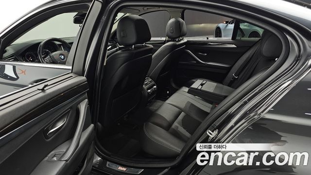 BMW 5 Series (F10) 528i Luxury 2014 — фото 16