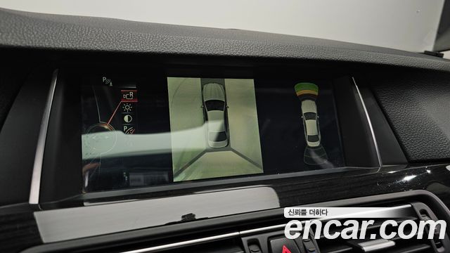 BMW 5 Series (F10) 528i Luxury 2014 — фото 19