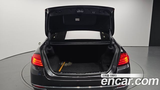 BMW 5 Series (F10) 528i Luxury 2014 — фото 24