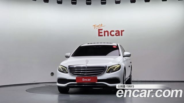 Mercedes-Benz E-Class (W213) E300 4MATIC Exclusive 2018 — фото 3