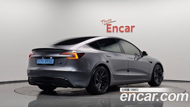 Tesla Model 3 Performance AWD 2026 — фото 2