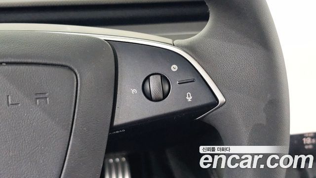 Tesla Model 3 Performance AWD 2026 — фото 15