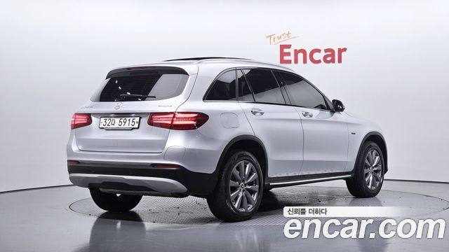 Mercedes-Benz GLC-Class (X253) GLC350e 4MATIC Premium 2019 — фото 2