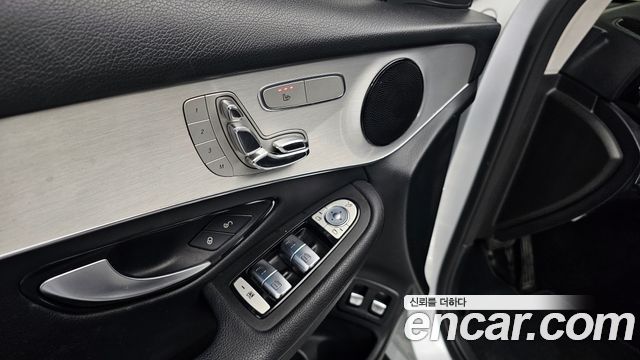 Mercedes-Benz GLC-Class (X253) GLC350e 4MATIC Premium 2019 — фото 27