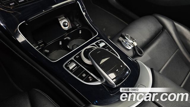 Mercedes-Benz GLC-Class (X253) GLC350e 4MATIC Premium 2019 — фото 33