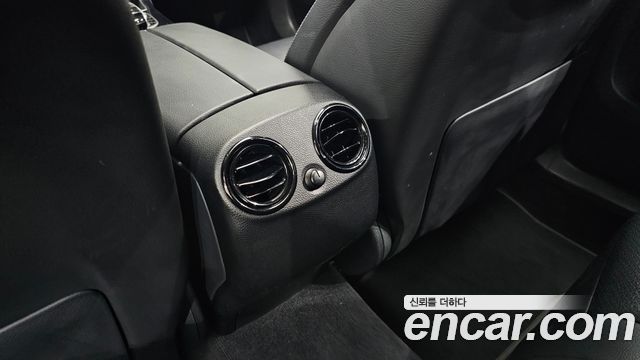 Mercedes-Benz GLC-Class (X253) GLC350e 4MATIC Premium 2019 — фото 35