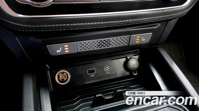 KG Mobility (SsangYong) Rexton Sports Diesel 2.2 2WD Prestige 2020 — фото 16