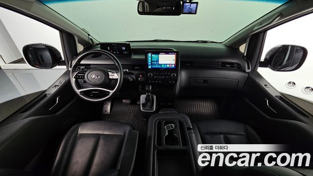 Hyundai Staria 4WD Tourer 9-Seater Modern 2023 — фото 7