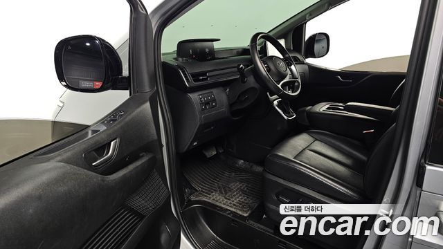 Hyundai Staria 4WD Tourer 9-Seater Modern 2023 — фото 10