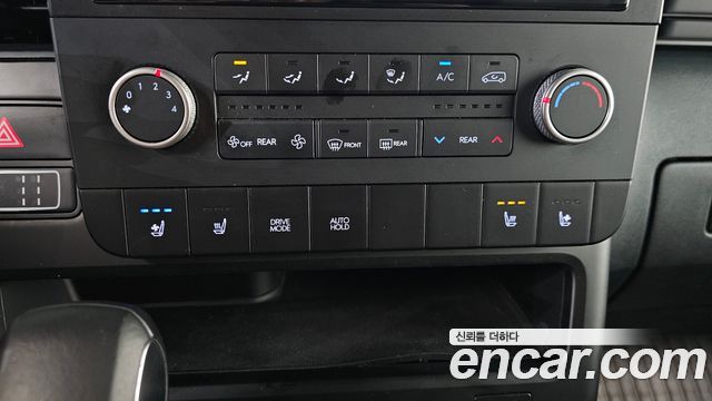 Hyundai Staria 4WD Tourer 9-Seater Modern 2023 — фото 14