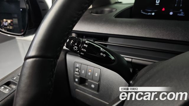 Hyundai Staria 4WD Tourer 9-Seater Modern 2023 — фото 16