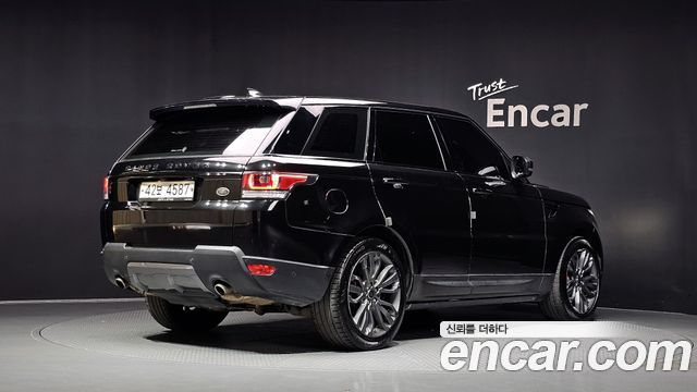 Land Rover Range Rover Sport (II) 3.0 SDV6 HSE Dynamic 2017 — фото 2