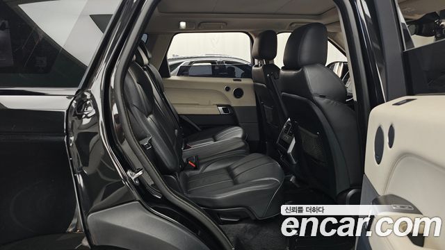 Land Rover Range Rover Sport (II) 3.0 SDV6 HSE Dynamic 2017 — фото 12