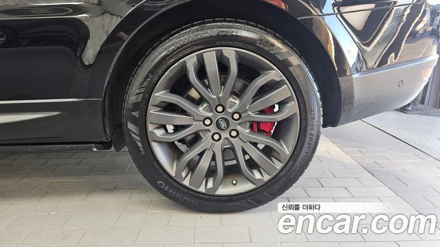 Land Rover Range Rover Sport (II) 3.0 SDV6 HSE Dynamic 2017 — фото 21