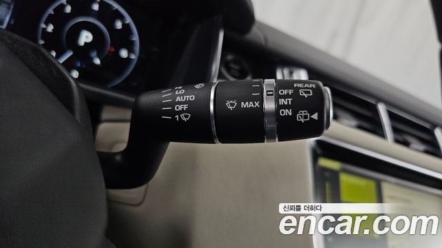 Land Rover Range Rover Sport (II) 3.0 SDV6 HSE Dynamic 2017 — фото 33