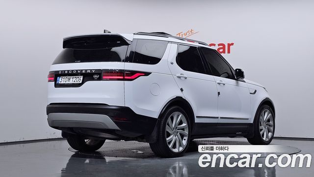 Land Rover Discovery 5 D300 HSE 2022 — фото 2